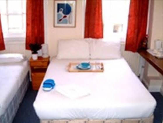 לונדון Fitzroy/Cosmo Hotel מראה חיצוני תמונה